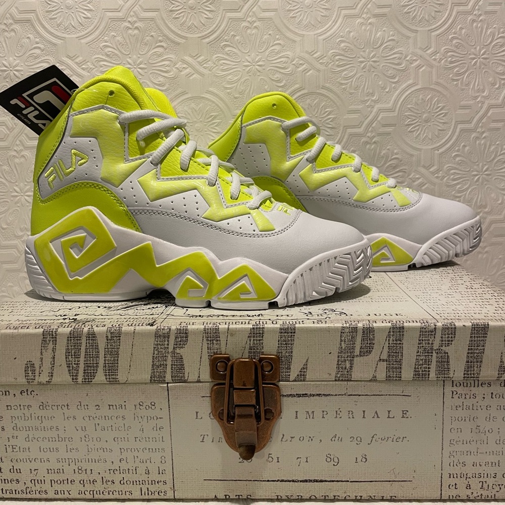 Fila Jamal Mashburn Safety Yellow/White Women’s size 7.5 Brand New - Picture 6 of 9